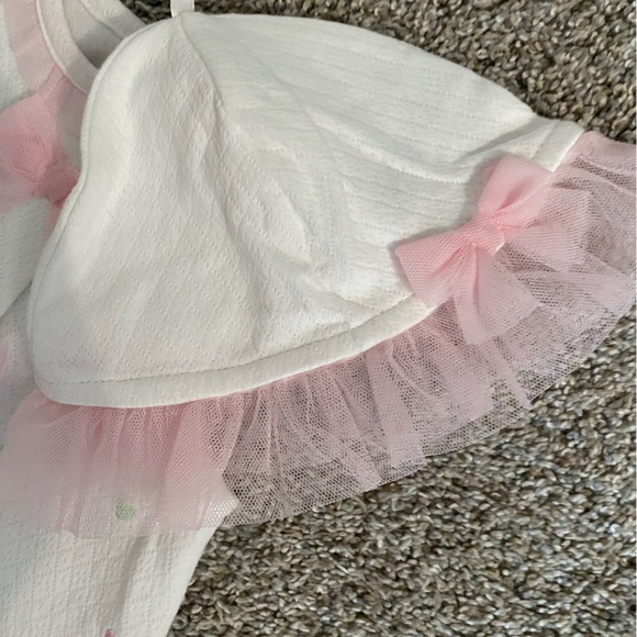 Accepting offers- Little Me 6 month onesie- NWOT - Picture 5 of 5